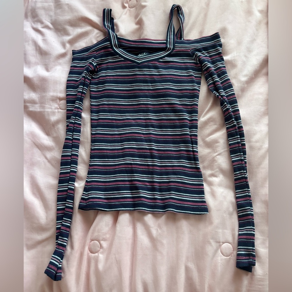 Aeropostale Off the shoulder long sleeve